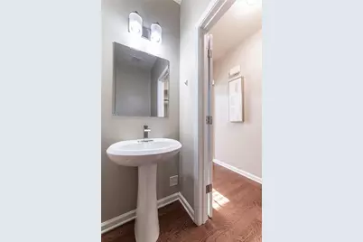 2002 Lakeshore Overlook Circle NW, Kennesaw, GA 30152 - Photo 9