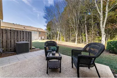 2002 Lakeshore Overlook Circle NW, Kennesaw, GA 30152 - Photo 27