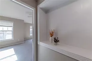 2002 Lakeshore Overlook Cir NW, Kennesaw, GA 30152 - Photo 35