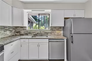 3040 Clearbrook Dr, Marietta, GA 30068 - Photo 7