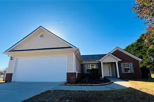 1431 Solomon Dr, Winder, GA 30680 - Photo 1