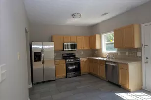 483 Marsh Lake Rd, Lawrenceville, GA 30045 - Photo 5