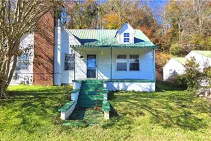 84 Logan St, Ellijay, GA 30540 - Photo 3