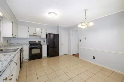 929 Glynn Oaks Drive, Clarkston, GA 30021 - Photo 9