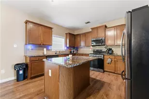 1881 Windsor Creek Dr SW, Conyers, GA 30094 - Photo 11