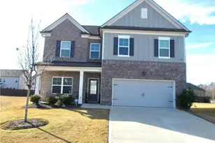 612 Auburn Crossing Dr, Auburn, GA 30011 - Photo 3