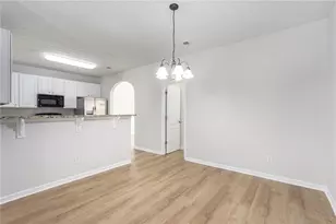 608 Harris Ct, Conyers, GA 30012 - Photo 9