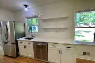 2682 Pineland Ave, Atlanta, GA 30340 - Photo 11