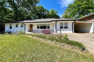 2682 Pineland Ave, Atlanta, GA 30340 - Photo 1