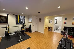 2104 Queen Anne Ct, Sandy Springs, GA 30350 - Photo 21