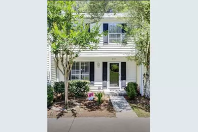 2104 Queen Anne Court, Sandy Springs, GA 30350 - Photo 3