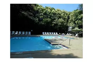 2104 Queen Anne Ct, Sandy Springs, GA 30350 - Photo 29