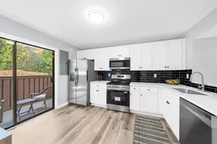 1268 Druid Knoll Dr NE, Brookhaven, GA 30319 - Photo 7