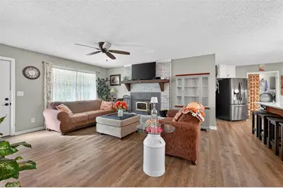 5867 Meadow View Lane, Flowery Branch, GA 30542 - Photo 5