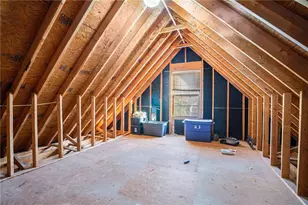 525 Aristocrat Dr, Loganville, GA 30052 - Photo 5