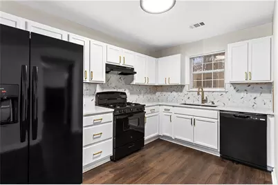 131 Turning Point, Stockbridge, GA 30281 - Photo 3