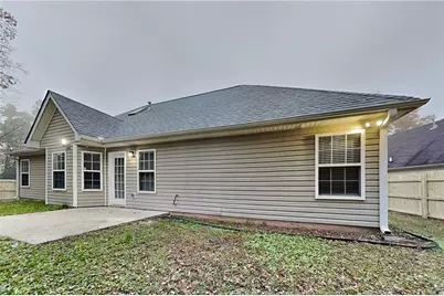 1304 Stephens Pond View, Loganville, GA 30052 - Photo 17