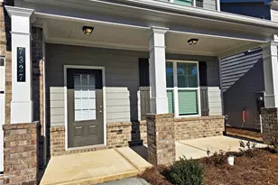 7327 Rocklin Ln, Flowery Branch, GA 30542 - Photo 3