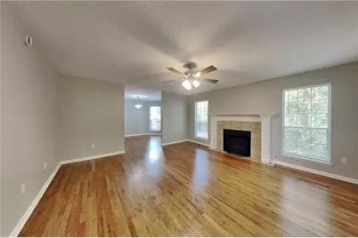 4902 Sturbridge Crescent NE, Roswell, GA 30075 - Photo 3