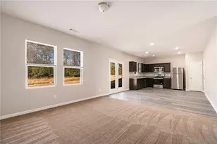 1077 Cold Water Dr, Griffin, GA 30224 - Photo 9