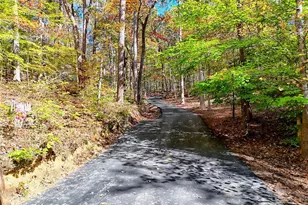 2146 Bend N Hickory Rd, Toccoa, GA 30577 - Photo 31