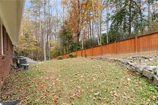 2608 Laurelwood Rd, Atlanta, GA 30360 - Photo 31