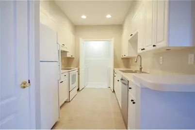 225 E Ponce De Leon Avenue #325, Decatur, GA 30030 - Photo 11