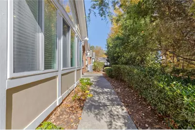 2728 Vintage Reserve Lane #21, Marietta, GA 30066 - Photo 5