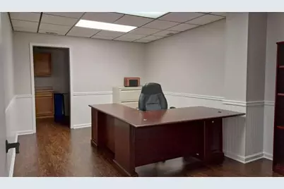 128 Parkwood Circle, Carrollton, GA 30117 - Photo 7