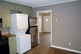 8859 Main St, Woodstock, GA 30188 - Photo 5