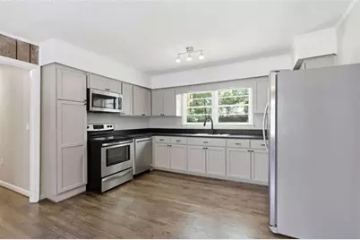 229 Hilltop Lane, Toccoa, GA 30577 - Photo 9