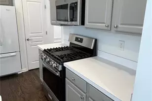 319 Dexter Dr, Woodstock, GA 30188 - Photo 17