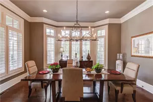 922 Little Darby Ln, Suwanee, GA 30024 - Photo 9