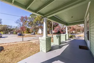 1736 Williams Ave, East Point, GA 30344 - Photo 7