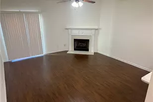 2729 Heathrow Dr, Lawrenceville, GA 30043 - Photo 19