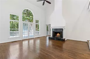 12180 Lonsdale Ln, Roswell, GA 30075 - Photo 9