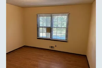 1530 Oleander Lane SW, Lilburn, GA 30047 - Photo 9