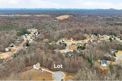 4528 Hoskins Drive, Gainesville, GA 30506 - Photo 5