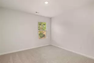 201 Lauritsen Way, Newnan, GA 30265 - Photo 37