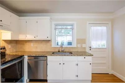 1579 Walker Street SE, Smyrna, GA 30080 - Photo 7