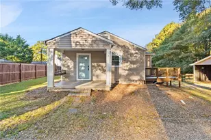 1579 Walker St SE, Smyrna, GA 30080 - Photo 1