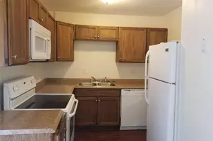 100 Chalfont Dr, Athens, GA 30606 - Photo 5