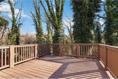 2718 Delowe Drive, Atlanta, GA 30344 - Photo 35