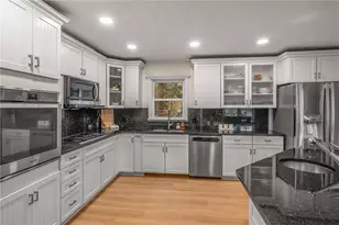 3860 Cardinal Dr, Tucker, GA 30084 - Photo 11