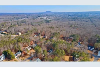 7825 Brands Hatch Boulevard, Cumming, GA 30040 - Photo 45