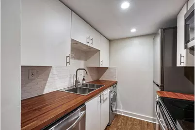 1133 Clairemont Avenue #D, Decatur, GA 30030 - Photo 7