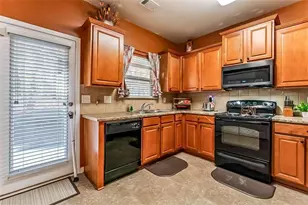 2904 Ridgeview Dr, Atlanta, GA 30331 - Photo 9