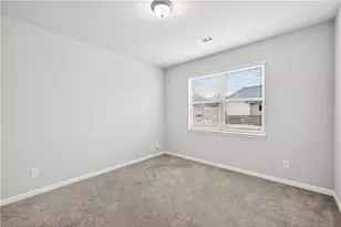 300 Palm Springs Cir, Fairburn, GA 30213 - Photo 19