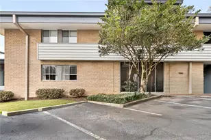 4345 Chastain Walk NE, Atlanta, GA 30342 - Photo 25