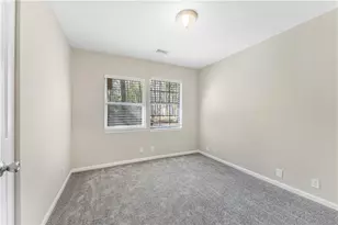 3511 Misty Valley Rd, Decatur, GA 30032 - Photo 9